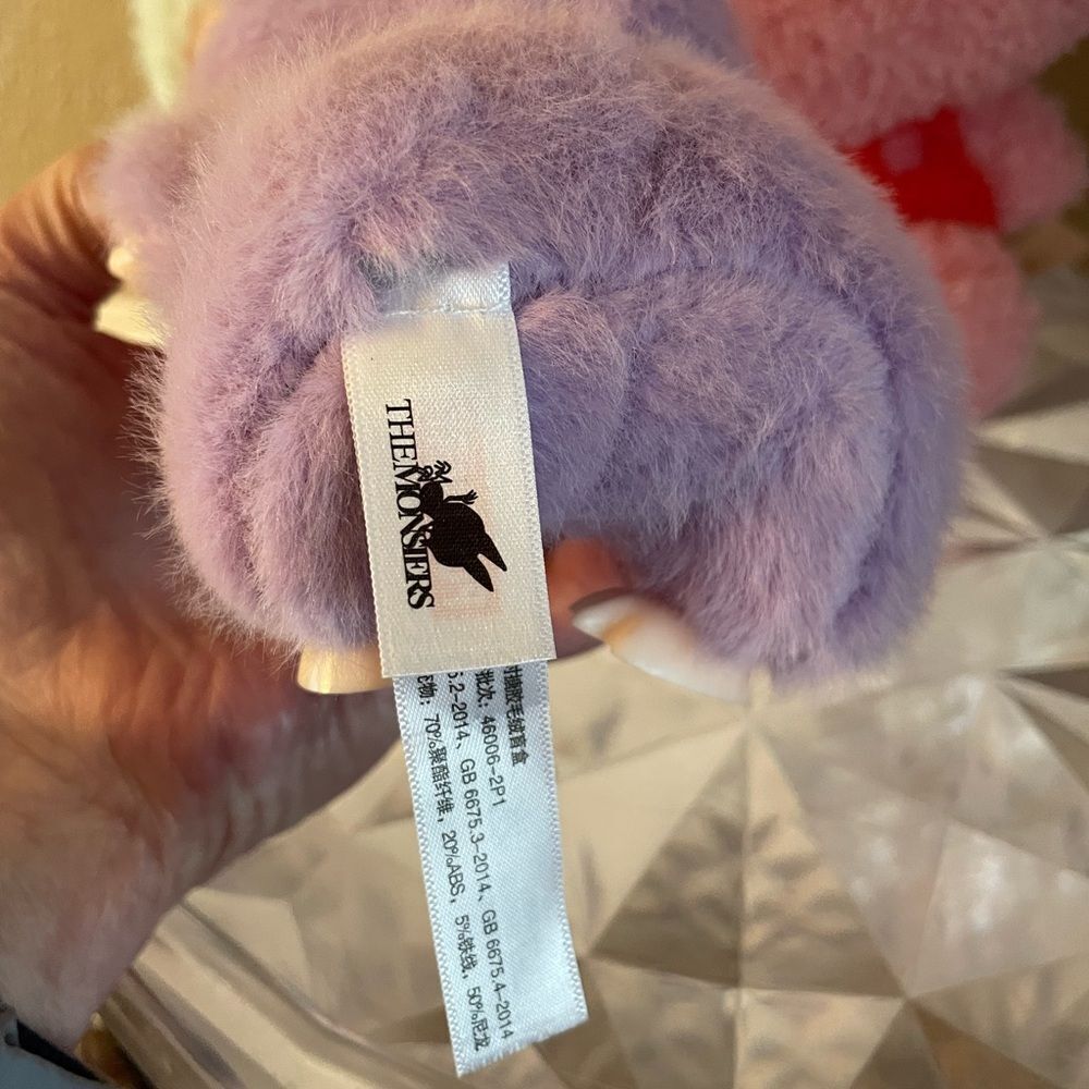 The Monsters Pop Mart Pink and Purple Figures & Pink Hello Kitty Plush - Picture 9 of 12